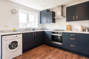 Charming 2 Bed Home in Edwalton